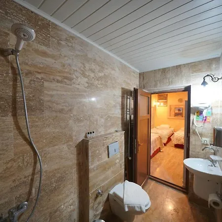 Lucky Luke Stone House Δωμάτια σε οικογενειακή κατοικία Γκόρεμε