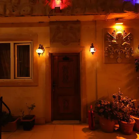 Lucky Luke Stone House Γκόρεμε