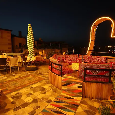 Lucky Luke Stone House Homestay *