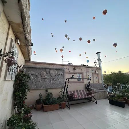 Lucky Luke Stone House