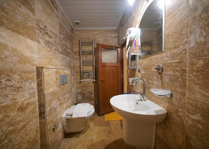 Lucky Luke Stone House